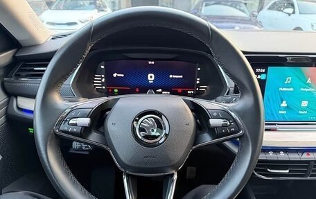 Skoda Octavia IV, 2022 год, 2 380 000 рублей, 10 фотография