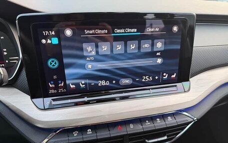 Skoda Octavia IV, 2022 год, 2 380 000 рублей, 9 фотография