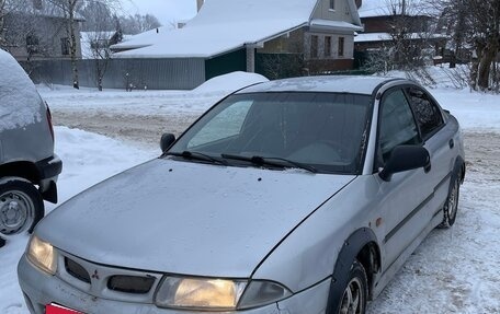 Mitsubishi Carisma I, 1998 год, 150 000 рублей, 2 фотография