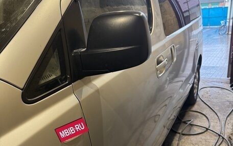 Hyundai Grand Starex Grand Starex I рестайлинг 2, 2008 год, 1 150 000 рублей, 9 фотография