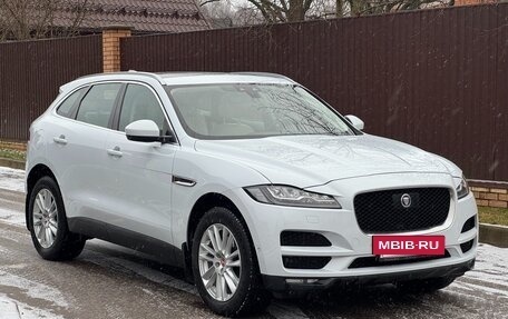 Jaguar F-Pace, 2016 год, 2 290 000 рублей, 5 фотография