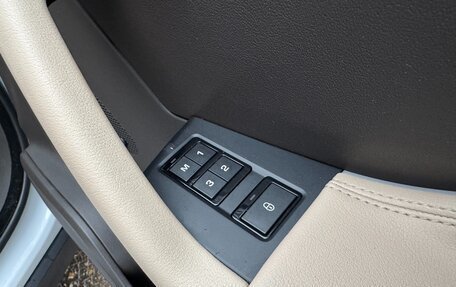 Jaguar F-Pace, 2016 год, 2 290 000 рублей, 23 фотография