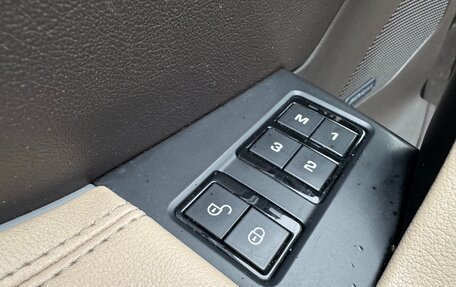 Jaguar F-Pace, 2016 год, 2 290 000 рублей, 22 фотография