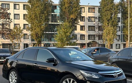Toyota Camry, 2012 год, 1 650 000 рублей, 4 фотография
