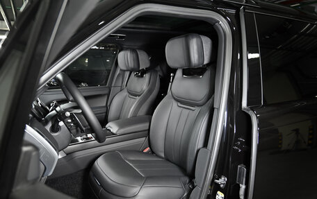 Land Rover Range Rover IV рестайлинг, 2024 год, 34 000 000 рублей, 24 фотография