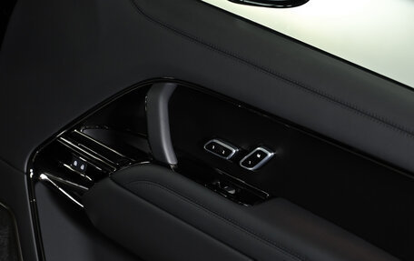 Land Rover Range Rover IV рестайлинг, 2024 год, 34 000 000 рублей, 33 фотография