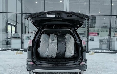 Toyota RAV4, 2015 год, 2 199 000 рублей, 12 фотография