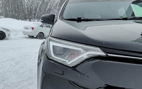 Toyota RAV4, 2015 год, 2 199 000 рублей, 21 фотография