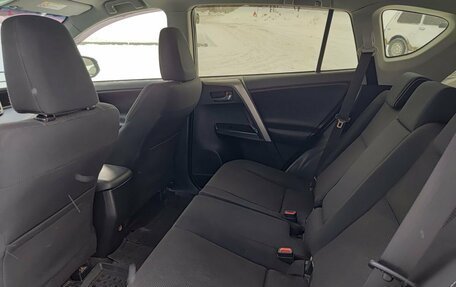 Toyota RAV4, 2015 год, 2 199 000 рублей, 15 фотография