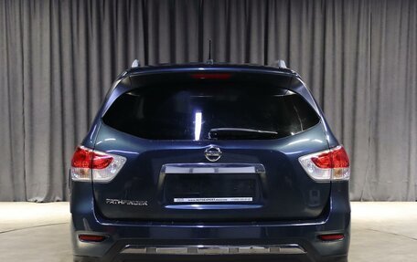 Nissan Pathfinder, 2015 год, 1 499 000 рублей, 5 фотография