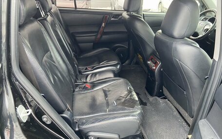 Toyota Highlander III, 2012 год, 1 149 000 рублей, 12 фотография