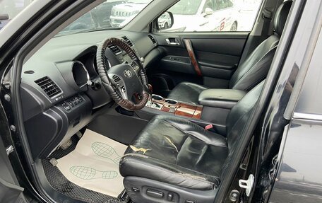 Toyota Highlander III, 2012 год, 1 149 000 рублей, 10 фотография