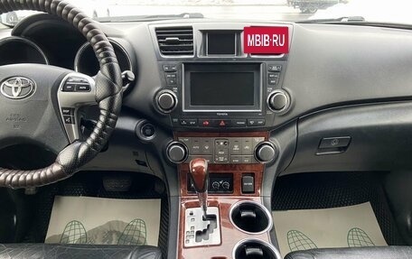 Toyota Highlander III, 2012 год, 1 149 000 рублей, 17 фотография