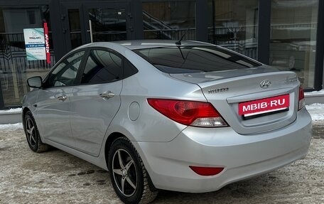 Hyundai Solaris II рестайлинг, 2013 год, 850 000 рублей, 4 фотография