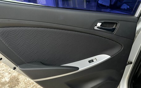 Hyundai Solaris II рестайлинг, 2013 год, 850 000 рублей, 9 фотография