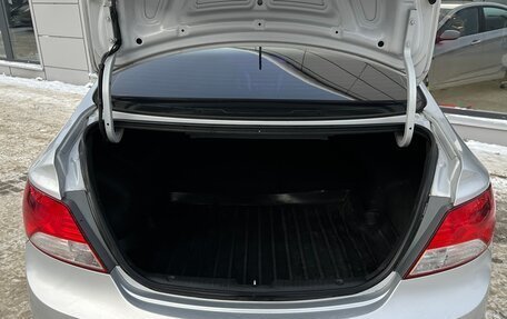 Hyundai Solaris II рестайлинг, 2013 год, 850 000 рублей, 26 фотография