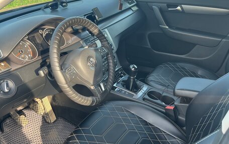 Volkswagen Passat B7, 2014 год, 1 080 000 рублей, 14 фотография