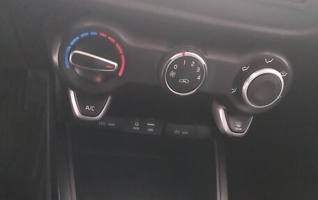 KIA Rio III рестайлинг, 2017 год, 935 000 рублей, 19 фотография