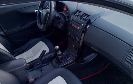 Toyota Corolla, 2011 год, 570 000 рублей, 14 фотография