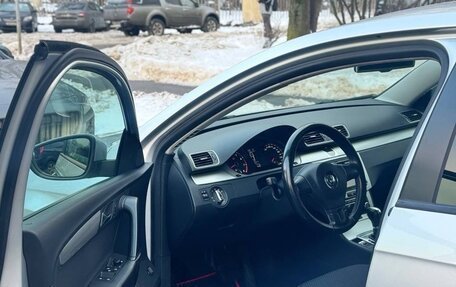 Volkswagen Passat B7, 2011 год, 1 100 000 рублей, 10 фотография