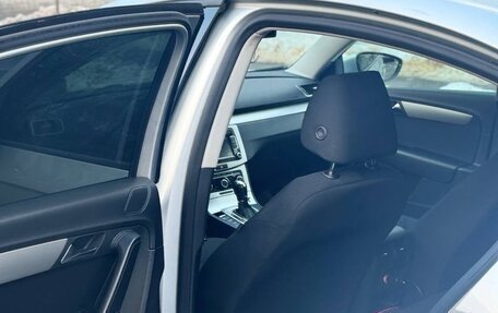 Volkswagen Passat B7, 2011 год, 1 100 000 рублей, 11 фотография