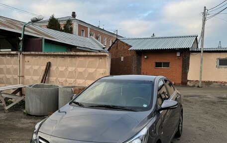 Hyundai Solaris II рестайлинг, 2015 год, 1 111 111 рублей, 5 фотография