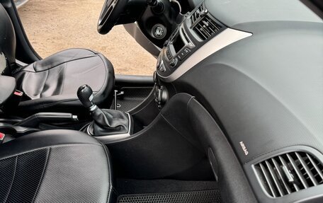 Hyundai Solaris II рестайлинг, 2015 год, 1 111 111 рублей, 8 фотография