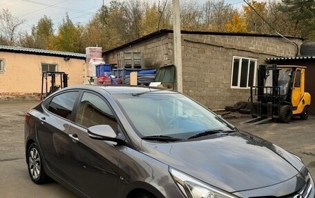 Hyundai Solaris II рестайлинг, 2015 год, 1 111 111 рублей, 7 фотография