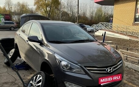 Hyundai Solaris II рестайлинг, 2015 год, 1 111 111 рублей, 16 фотография