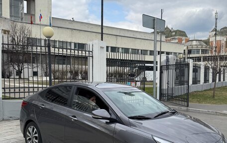 Hyundai Solaris II рестайлинг, 2015 год, 1 111 111 рублей, 27 фотография