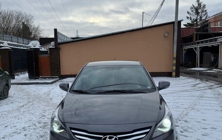 Hyundai Solaris II рестайлинг, 2015 год, 1 111 111 рублей, 20 фотография