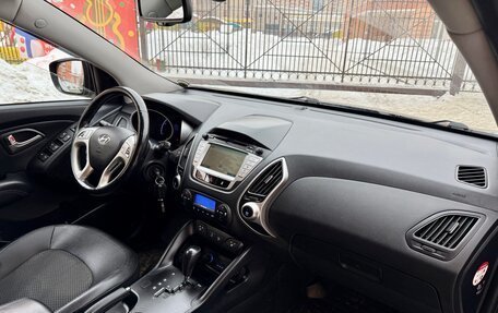 Hyundai ix35 I рестайлинг, 2013 год, 1 285 000 рублей, 16 фотография