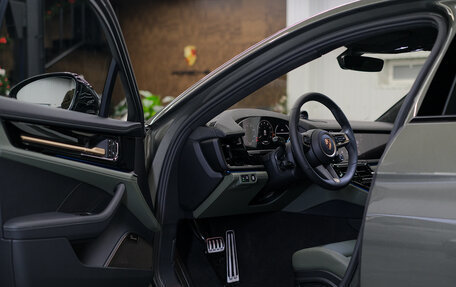 Porsche Panamera, 2025 год, 30 844 380 рублей, 13 фотография