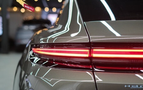 Porsche Panamera, 2025 год, 30 844 380 рублей, 12 фотография