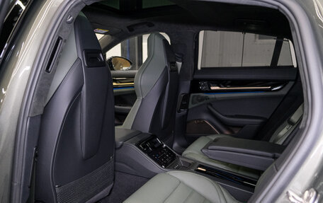 Porsche Panamera, 2025 год, 30 844 380 рублей, 31 фотография