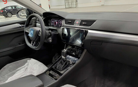 Skoda Superb III рестайлинг, 2025 год, 3 769 000 рублей, 13 фотография