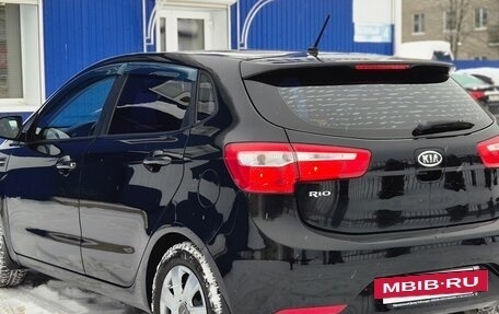 KIA Rio III рестайлинг, 2012 год, 900 000 рублей, 4 фотография