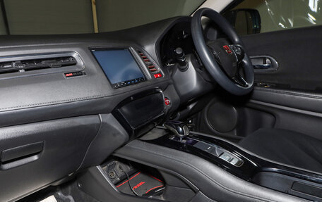 Honda Vezel, 2014 год, 1 699 000 рублей, 17 фотография