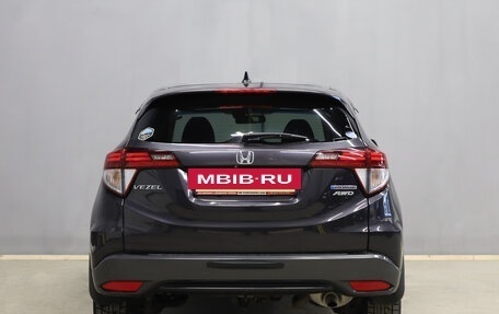 Honda Vezel, 2014 год, 1 699 000 рублей, 6 фотография