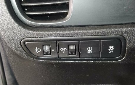 KIA Rio IV, 2018 год, 1 299 000 рублей, 16 фотография