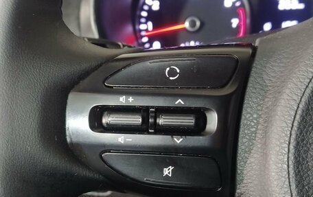 KIA Rio IV, 2018 год, 1 299 000 рублей, 18 фотография