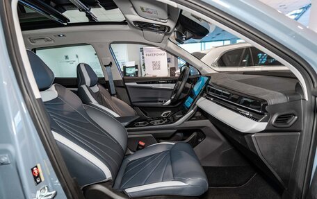 Geely Atlas, 2025 год, 3 760 990 рублей, 16 фотография