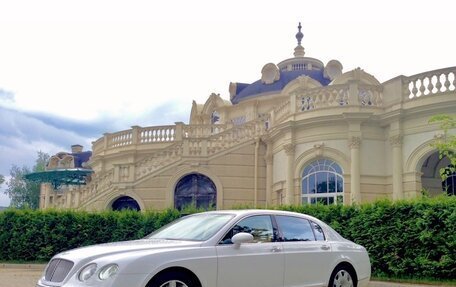 Bentley Continental Flying Spur, 2005 год, 1 650 000 рублей, 2 фотография