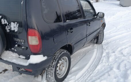 Chevrolet Niva I рестайлинг, 2004 год, 300 000 рублей, 5 фотография