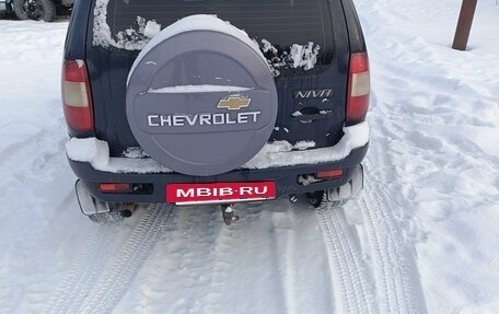 Chevrolet Niva I рестайлинг, 2004 год, 300 000 рублей, 4 фотография