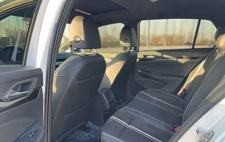 Volkswagen Golf VIII, 2022 год, 2 020 000 рублей, 8 фотография