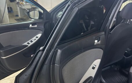 Hyundai Solaris II рестайлинг, 2013 год, 750 000 рублей, 10 фотография