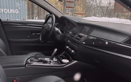 BMW 5 серия, 2011 год, 1 399 000 рублей, 13 фотография