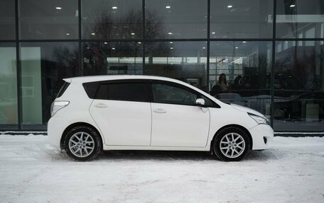 Toyota Verso I, 2013 год, 1 300 000 рублей, 8 фотография