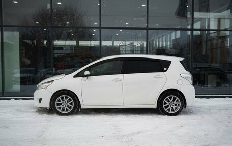 Toyota Verso I, 2013 год, 1 300 000 рублей, 7 фотография